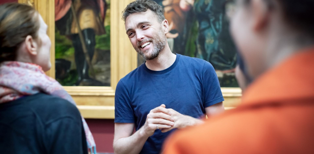 People talking inside the National Gallery